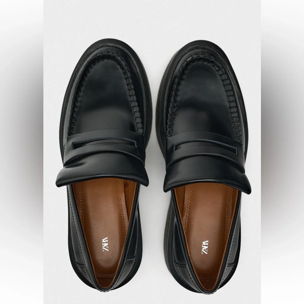 Sold - Picture 3 of 10